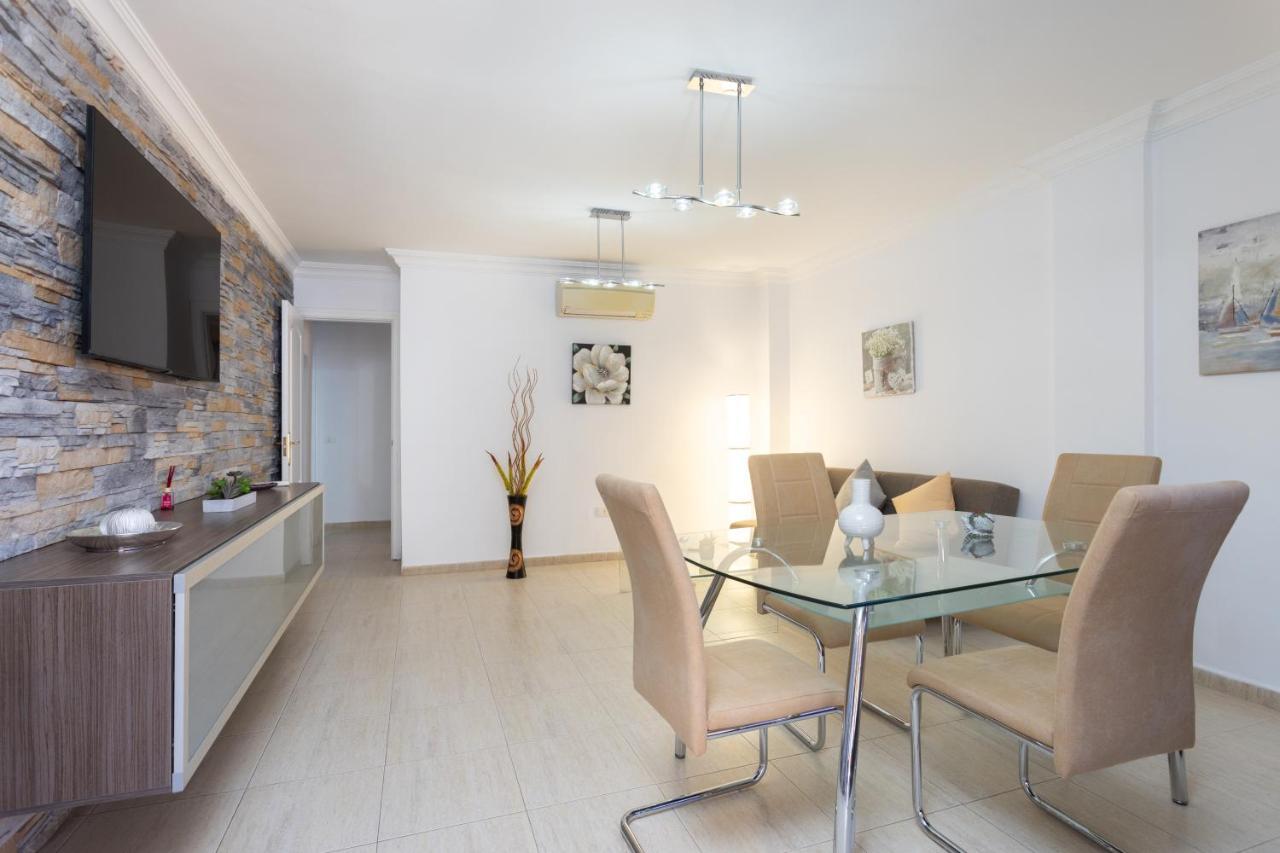 Home2Book Fantastic 160M2 Terrace Flat & Bbq Radazul Bagian luar foto