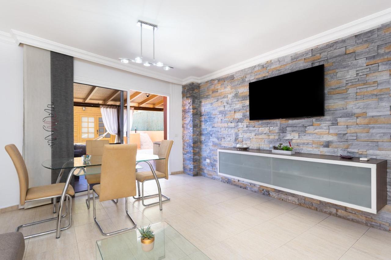 Home2Book Fantastic 160M2 Terrace Flat & Bbq Radazul Bagian luar foto