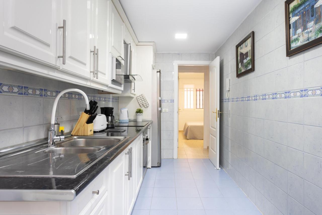 Home2Book Fantastic 160M2 Terrace Flat & Bbq Radazul Bagian luar foto